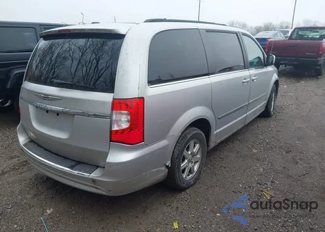 2011 Chrysler Town & Country Touring из США, поврежденный, VIN 2A4RR5DG6BR638208